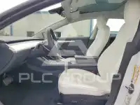 2023 Tesla Model 3 фото