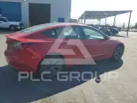 2023 Tesla Model 3 фото