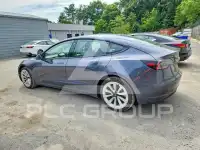 2023 Tesla Model 3 фото