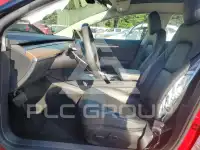 2023 Tesla Model 3 фото