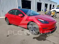 2023 Tesla Model 3 фото