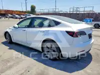 2023 Tesla Model 3 фото