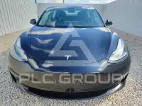 2023 Tesla Model 3 фото