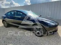 2023 Tesla Model 3 фото