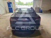 2023 Tesla Model 3 фото