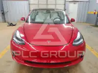 2023 Tesla Model 3 фото