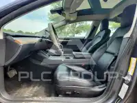 2023 Tesla Model 3 фото