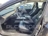 2023 Tesla Model 3 фото