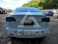 2023 Tesla Model 3 фото