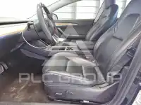 2023 Tesla Model 3 фото