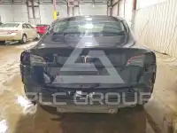 2023 Tesla Model 3 фото
