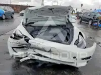 2023 Tesla Model 3 фото