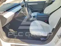 2023 Tesla Model 3 фото
