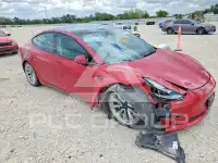 2023 Tesla Model 3 фото