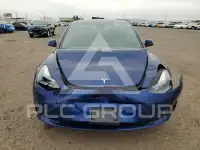 2023 Tesla Model 3 фото