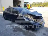 2023 Tesla Model 3 фото