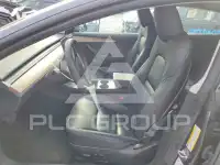 2023 Tesla Model 3 фото