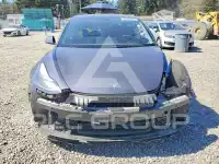 2023 Tesla Model 3 фото