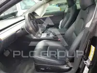 2023 Tesla Model 3 фото