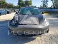 2023 Tesla Model 3 фото