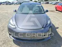 2023 Tesla Model 3 фото