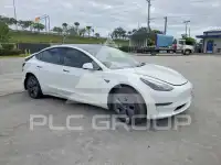 2023 Tesla Model 3 фото