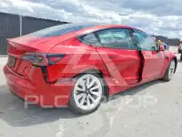 2023 Tesla Model 3 фото