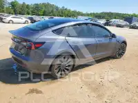 2023 Tesla Model 3 фото