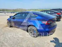 2023 Tesla Model 3 фото