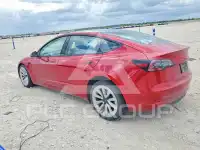 2023 Tesla Model 3 фото
