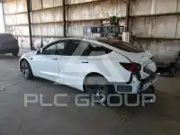 2023 Tesla Model 3 фото