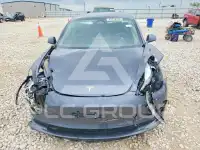2023 Tesla Model 3 photo