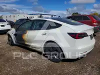 2023 Tesla Model 3 photo