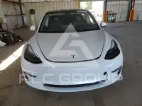 2023 Tesla Model 3 фото