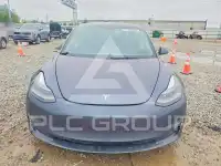2023 Tesla Model 3 фото