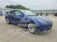 2023 Tesla Model 3 фото