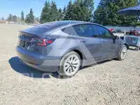 2023 Tesla Model 3 фото