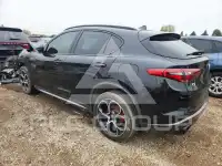 2023 Alfa Romeo Stelvio фото