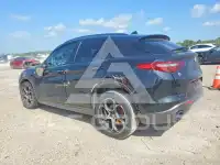 2023 Alfa Romeo Stelvio фото