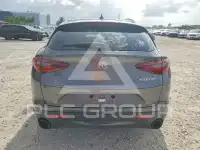 2023 Alfa Romeo Stelvio фото