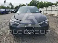 2023 Alfa Romeo Stelvio photo