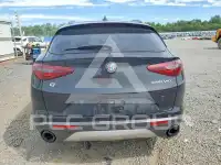 2023 Alfa Romeo Stelvio photo