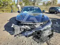 2023 Alfa Romeo Giulia фото