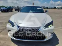 2023 Lexus ES300 photo