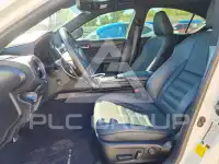 2023 Lexus IS фото