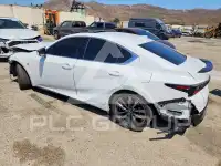 2023 Lexus IS фото