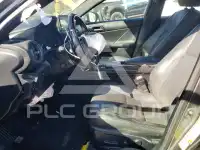 2023 Lexus IS фото