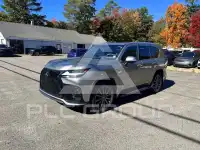 2023 Lexus LX600 photo