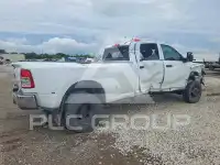 2023 RAM 3500 photo
