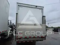 2023 Isuzu NPR фото
